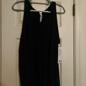 NWT LULULEMON Essential Tank Pleated